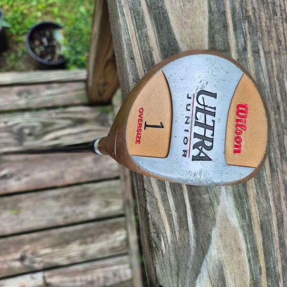 Wilson Ultra Junior Oversize Driver - Graphite Flex - RH - 39" - Picture 5 of 8